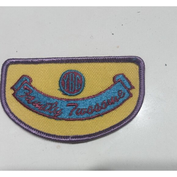 YBC Family Twosome Youth Bowling Council Yellow Bowling Patch - Picture 3 of 7